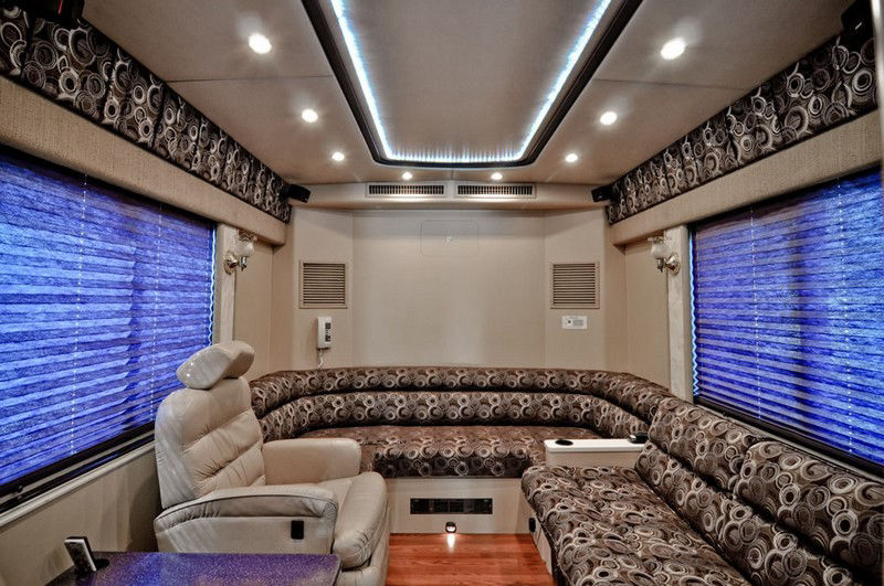bus interrior luxury design